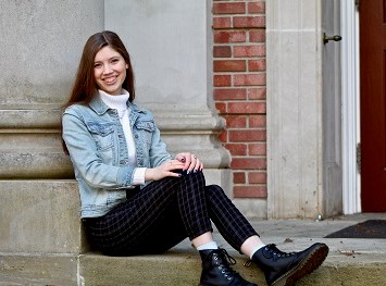 Image of Alexander Scholar Caitlin Meek