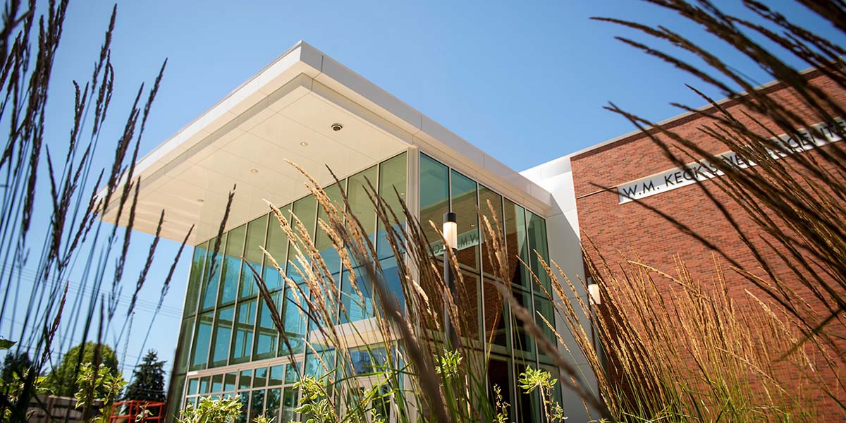 The entrance of Keck Science Center.