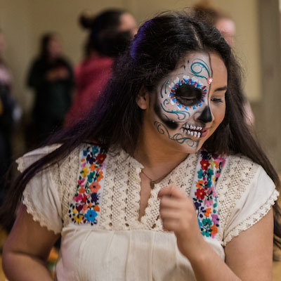 Día de los Muertos cultural celebration